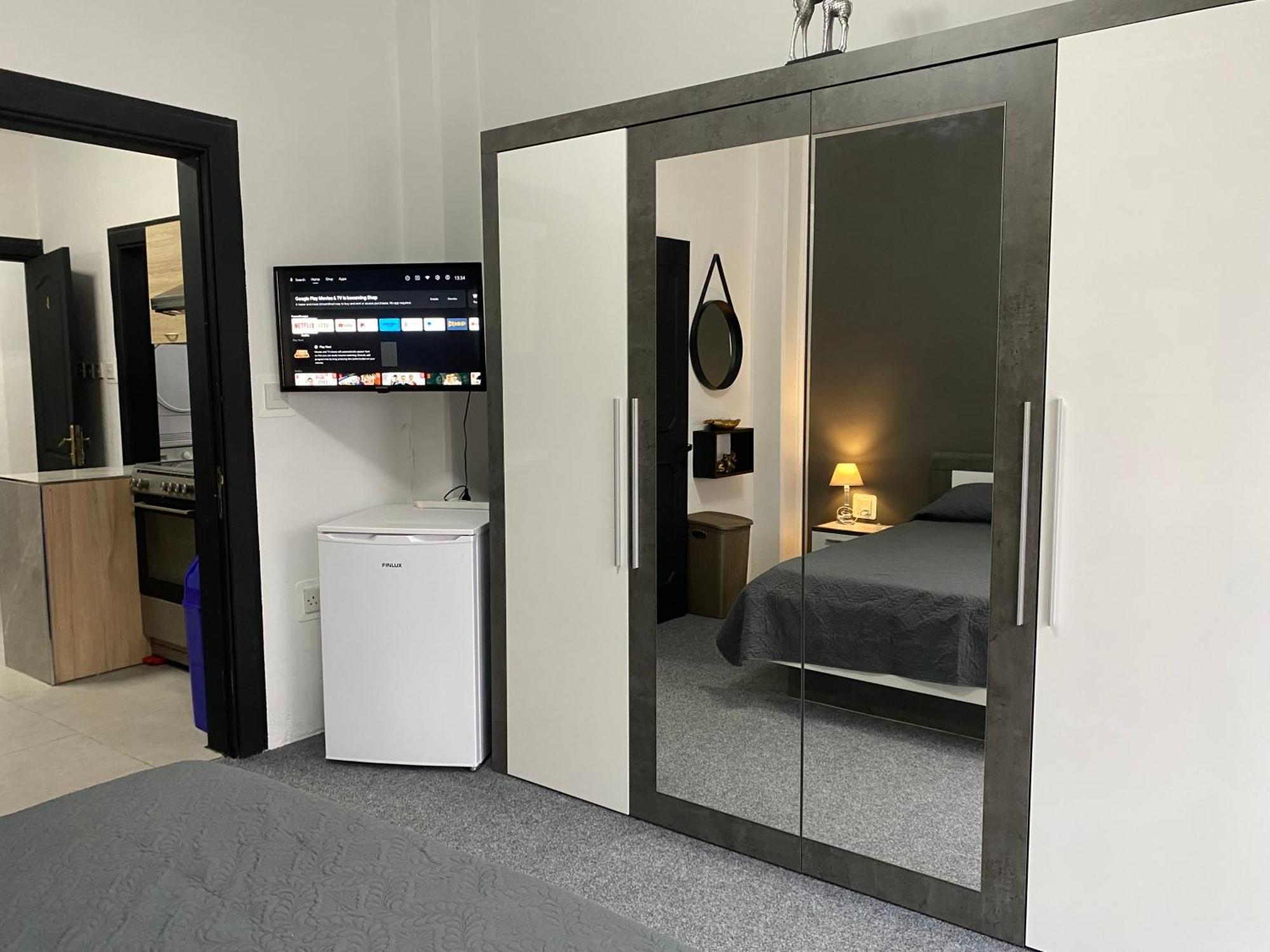 Sea Breeze Retreat - Comfort In The Heart Of