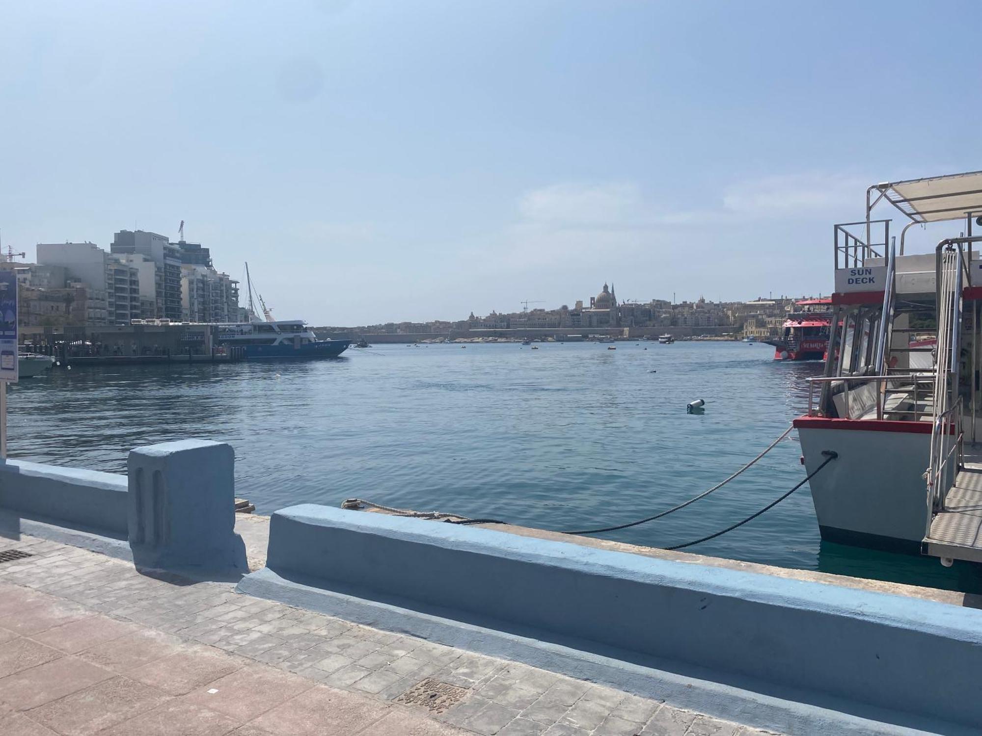 Sea Breeze Retreat - Comfort In The Heart Of * Sliema