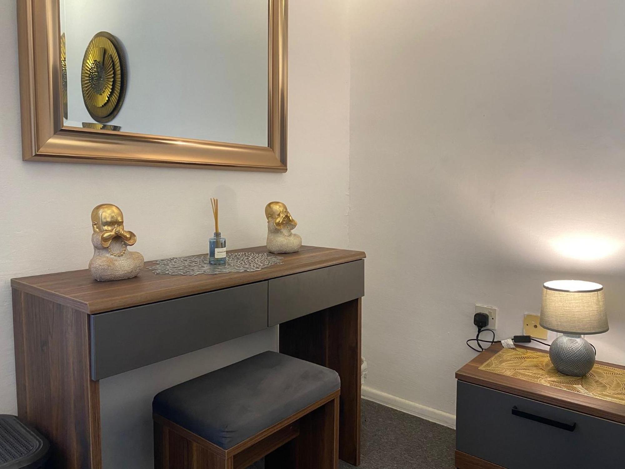 Sea Breeze Retreat - Comfort In The Heart Of